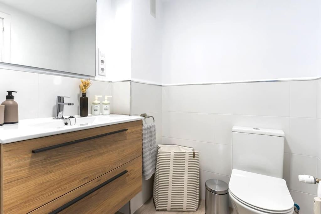 Apartamento Marques De Urquijo ヒホン エクステリア 写真